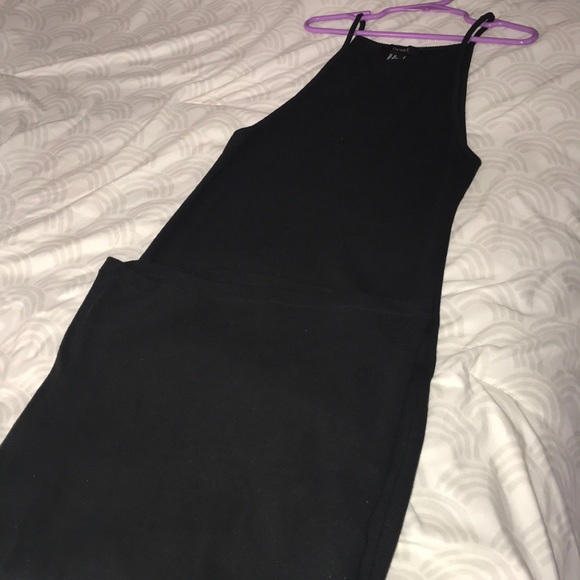 Mid calf, body con black dress! - Picture 2 of 3